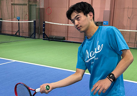 岡田（おかだ）コーチ